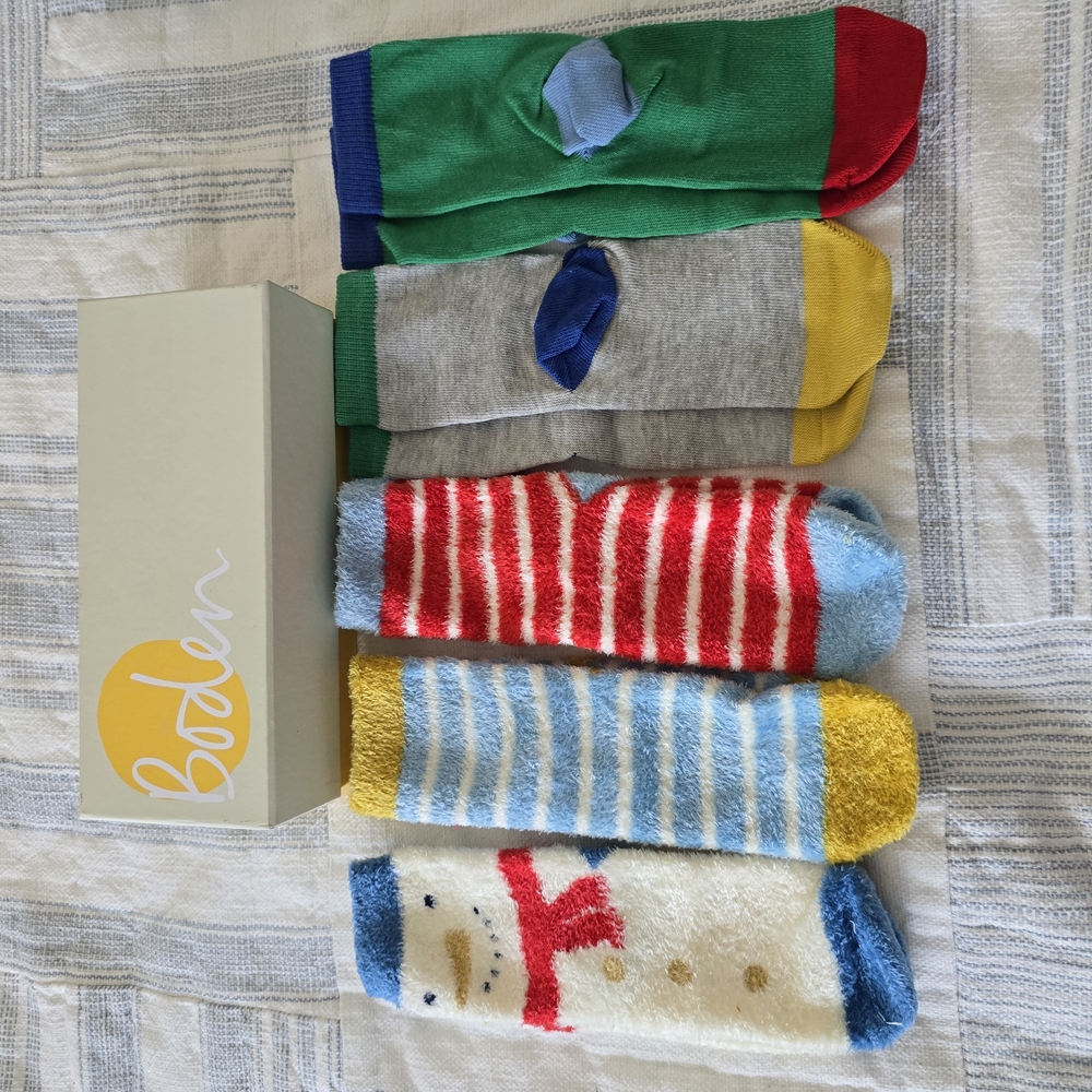 NEW Mini Boden Socks Set of 5, Multi Festive